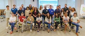 2022-interns-web_feature_700x300