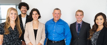 2022-internships-web_feature_700x300-100
